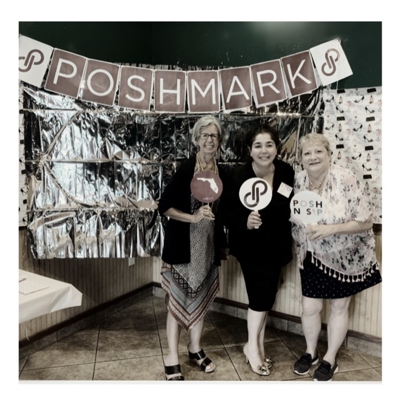 Poshmark Party LaBelle & SW Florida June 29th Noon - Picture 7 of 8